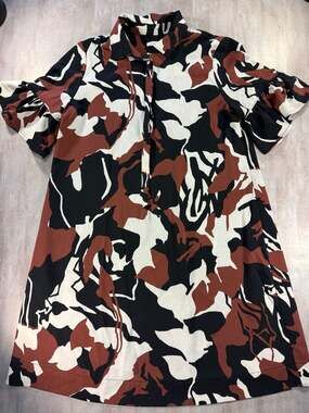 Chico's Abstract Print Ruffle Sleeve Popover Dress Size 1 (US 8)